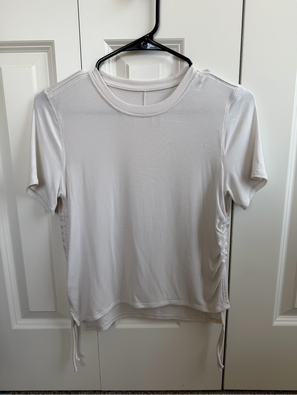Lululemon Side Cinch Ribbed T-Shirt
White Opal - Picture 5 of 8